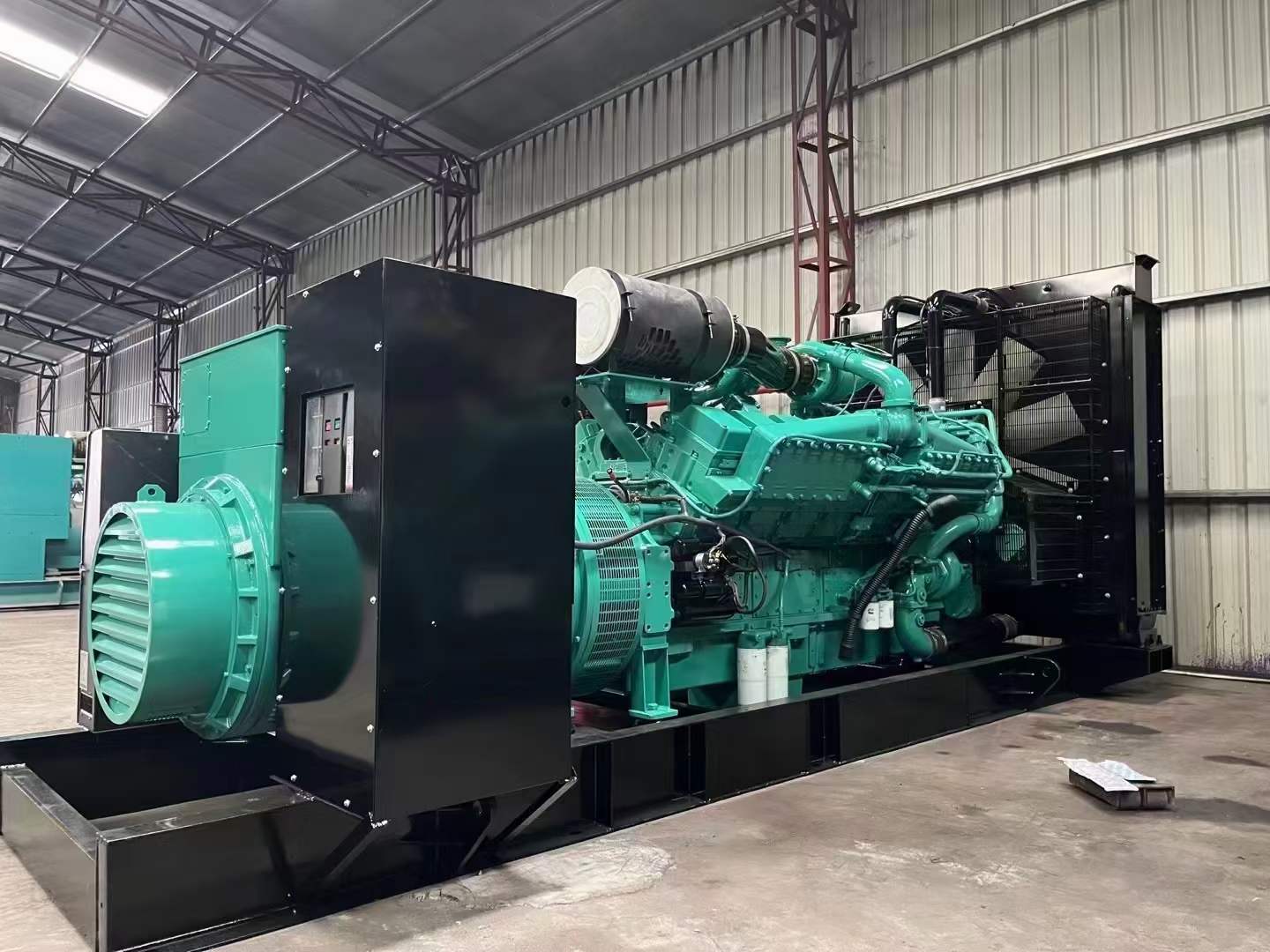巴里坤如何降低 800kW 柴油发电机输出电流的波动？