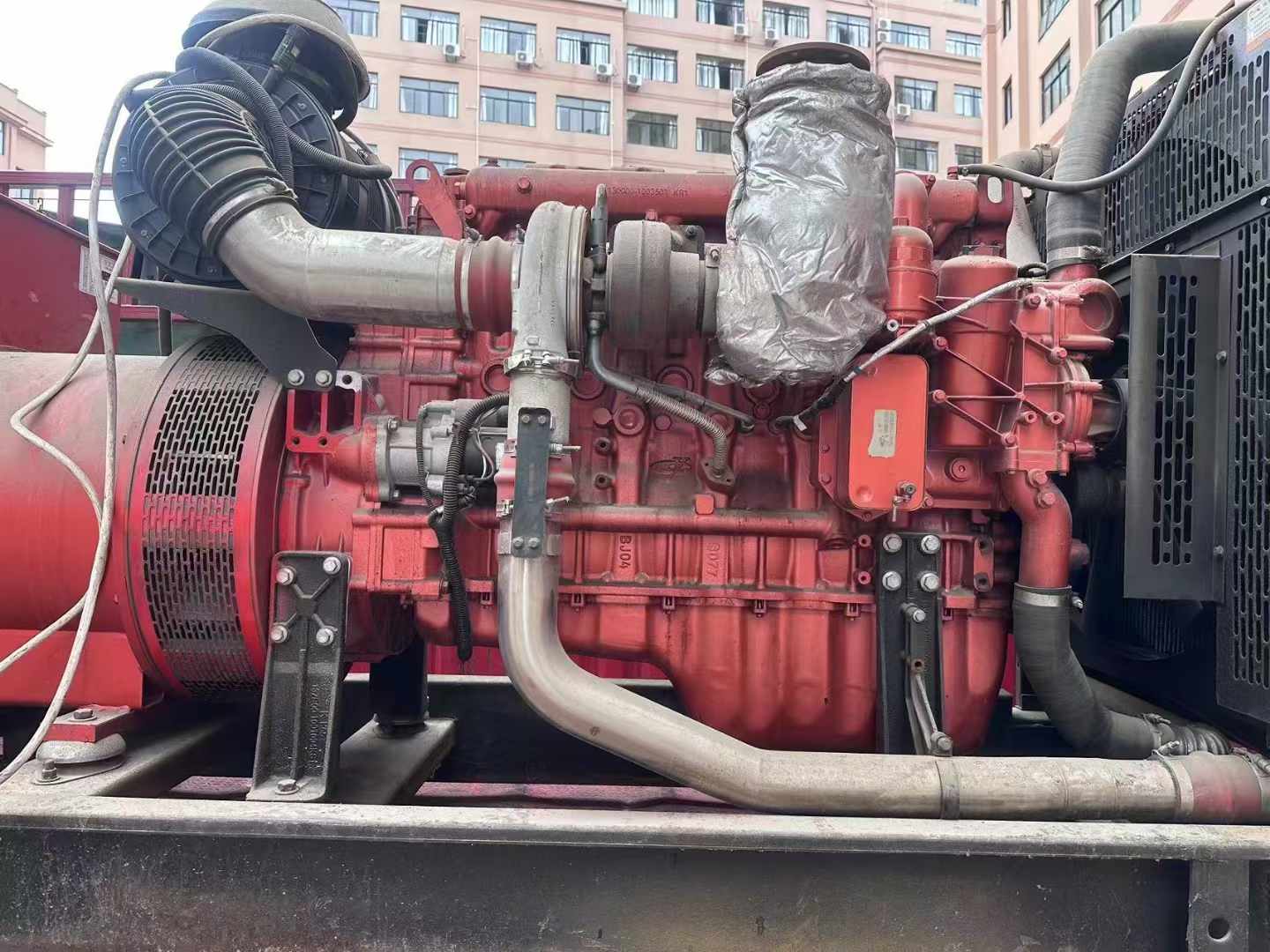 巴里坤如何选择适合 600kW 柴油发电机组的过载保护器？
