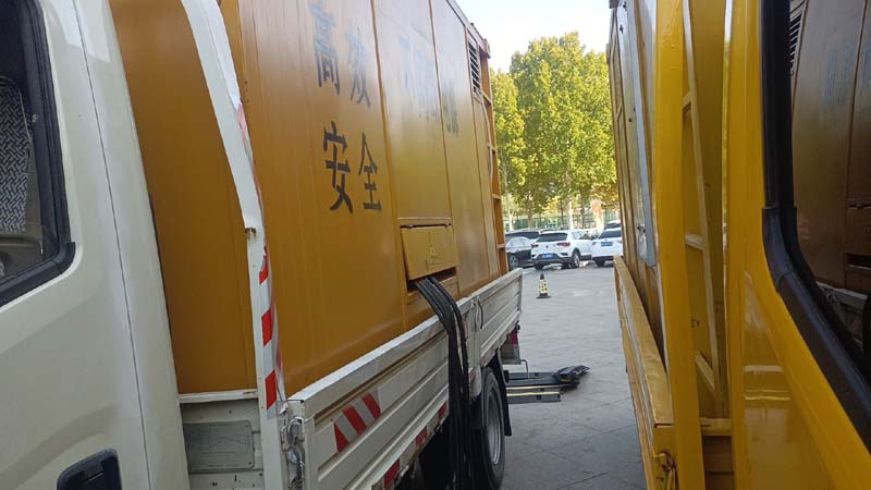 巴里坤如何判断柴油发电机组和UPS电源的切换时间是否符合要求？