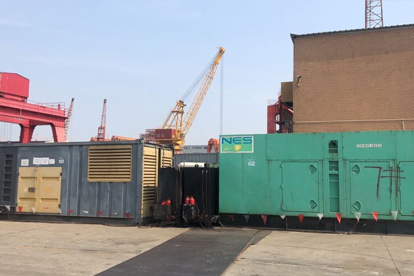 巴里坤发电机出租空气滤清器的清洁频率是多少？